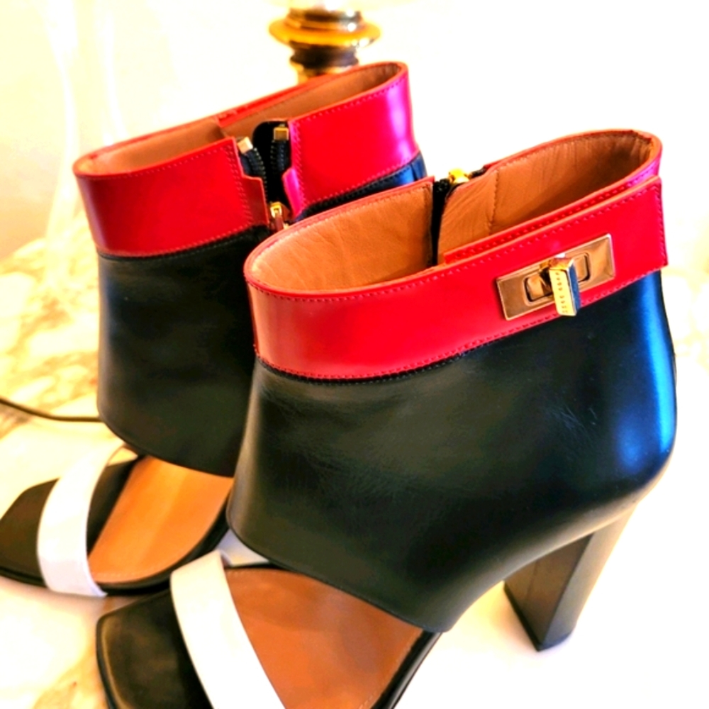 Hugo Boss Heels